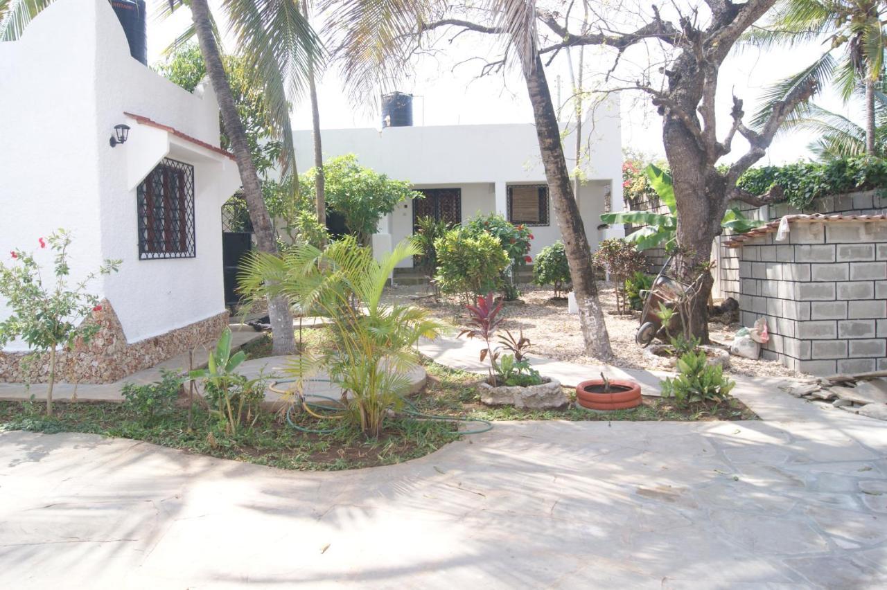 Luciano & Grace Apartments Watamu Exterior foto