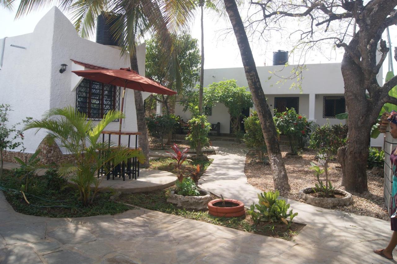 Luciano & Grace Apartments Watamu Exterior foto